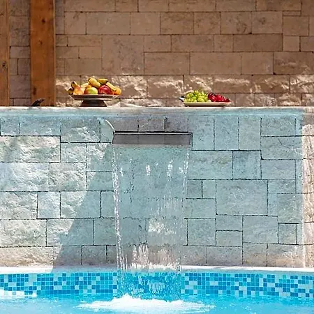 Natura Vilanija Hotel